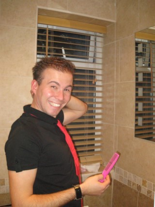 Me_doing_my_hair