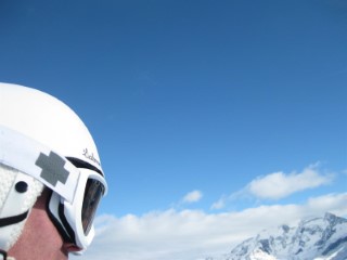 Me_skiing_side_profile