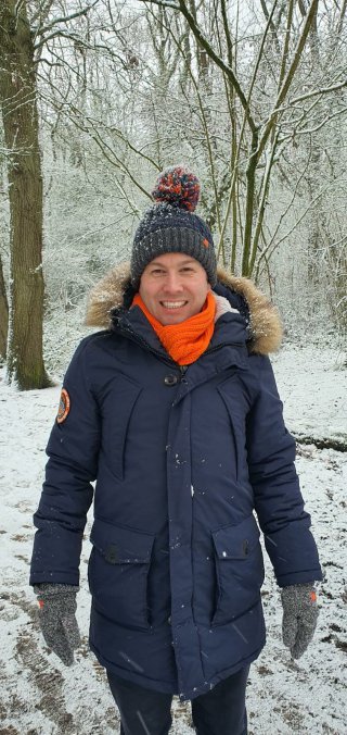 Me_snow_walk_burbage_woods_jan_2021