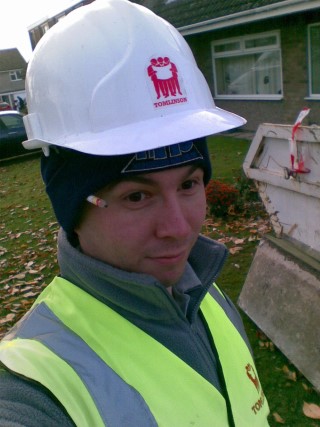 Tomlinson_builder_me