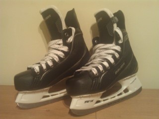 Bauer_ice_skates