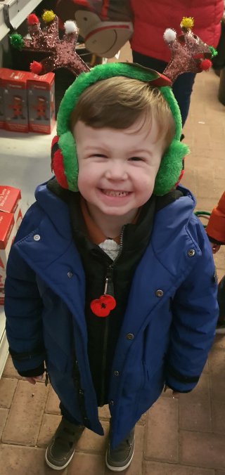 Ethan_christmas_headband_dec_2019