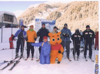 Ski_group_2006