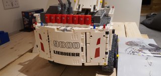 Back_bag_4_complete_lego_liebherr_digger_july_2021