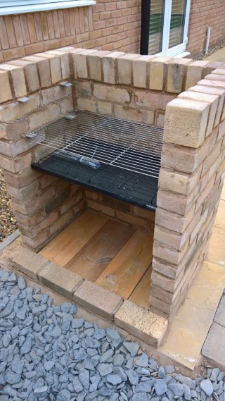 Bbq Back Brick Bbq And Log Store July 2017