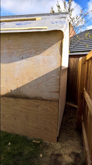 Building_the_shed_roof_oct_2016_back