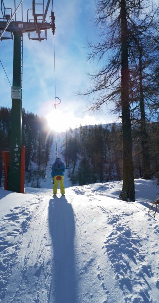 Button Lift Me Skiing Sauze Doulx Jan 2019