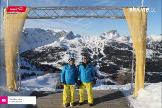 Dad_and_i_photopoint_skiing_austria_feb_2018