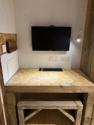 Desk Shed Inside Lighting Dec 2025