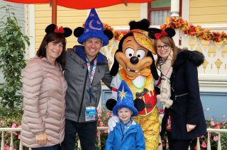 Disney Land Paris Tuesday Oct 2019 Family With Max