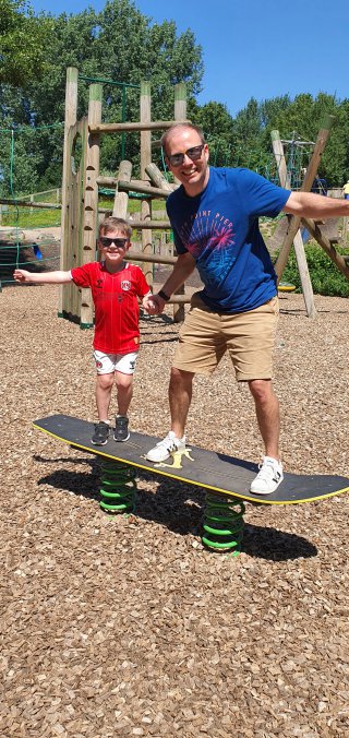 Ethan_and_i_board_ryton_pools_picnic_july_2021