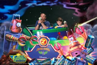 Ethan_and_i_buzz_monday_disney_paris_may_2025