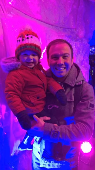 Ethan_and_i_glowing_santas_wonderland_tamworth_snowdome_nov_2017