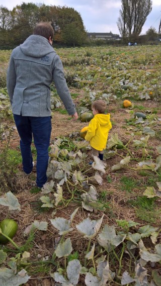 Ethan_and_i_pumpkin_picking_october_2017