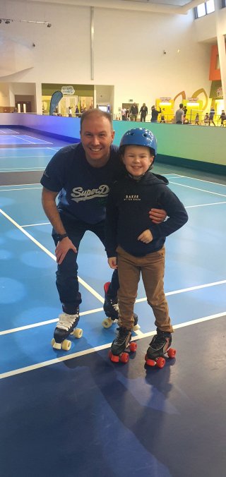 Ethan_and_i_roller_skating_wednesday_center_parcs_feb_2023