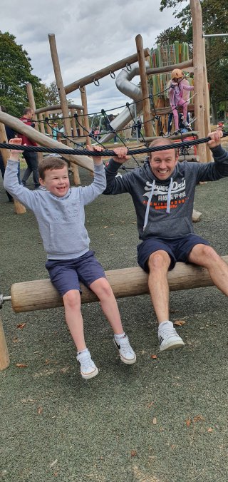 Ethan_and_i_rotating_log_leamington_spa_sept_2022