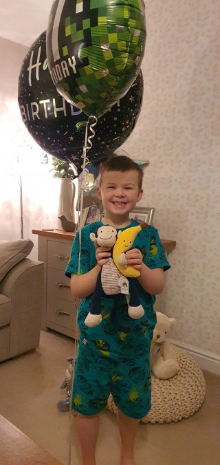 Ethan_banana_ethans_7th_birthday_nov_2022