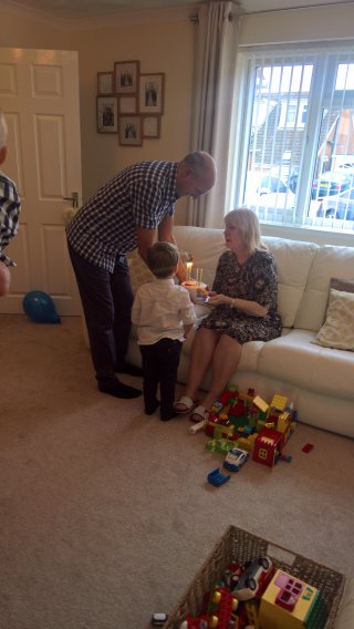 Ethan Cake Grandma Warners 80th Sept 2018