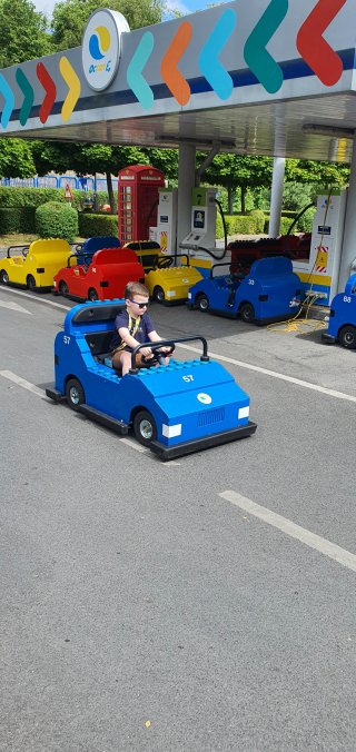Ethan_city_driving_school_saturday_legoland_july_2022