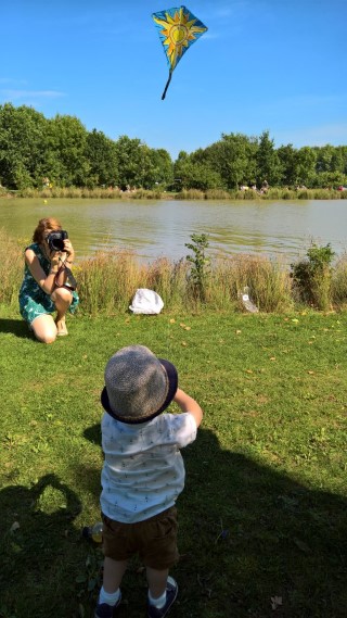 Ethan_kite_flying_bosworth_water_trust_august_2017