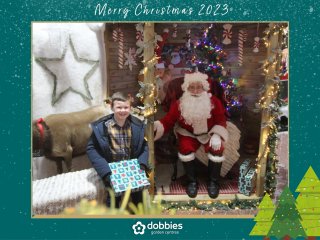 Ethan_meeting_santa_dec_2023