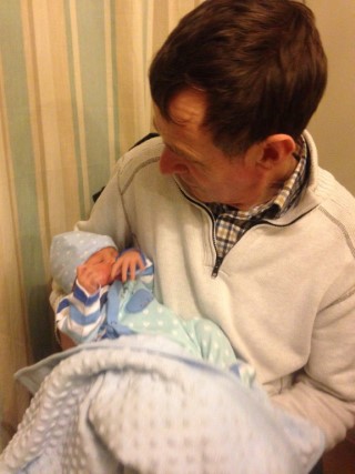 Ethan_meeting_the_family_dave_november_2015