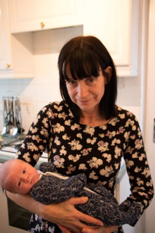 Ethan_meeting_the_family_joy_november_2015