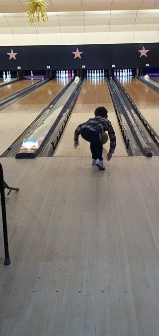 Ethan Mid Bowl New Years Day Bowling Jan 2022