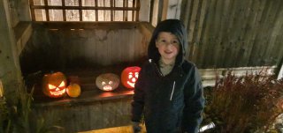 Ethan_pumpkins_bonfire_night_nov_2021