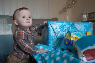 Ethans_1st_birthday_november_2016_ethan_and_presents