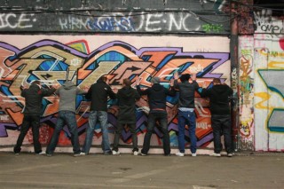 Face_the_wall_ace_cafe_mar_11
