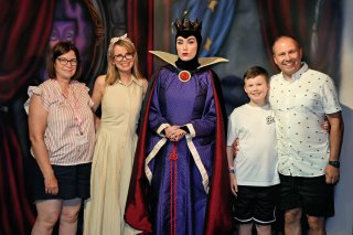 Family_evil_queen_day_10_disney_world_july_2026