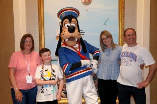 Family_goofy_thursday_disney_paris_may_2025