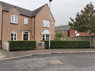 Front Hedges Garden Woodwork Sept 2026