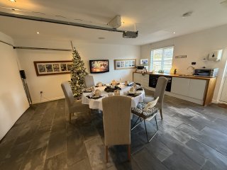 Garage Dining Room Christmas Day Dec 2025