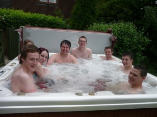 Gregs_bbq_hottub_party