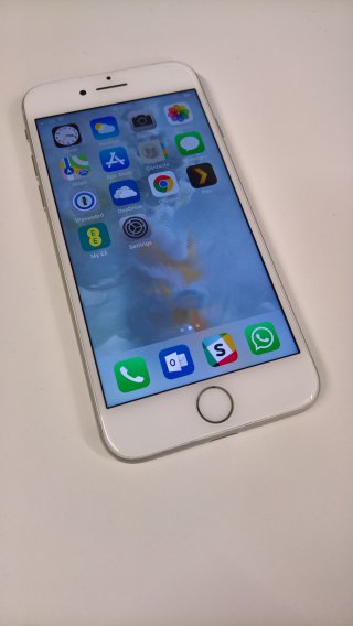 Iphone_7_desk_upgrade_at_effect_aug_2018