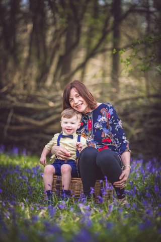 Joy_and_ethan_blue_bell_photoshoot_april_2018