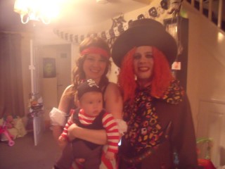 Knowlands_halloween_2014_claire_milly_and_i