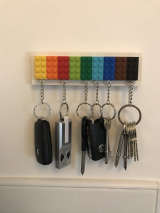 Lego_accessories_oct_2019_key_holder_filled