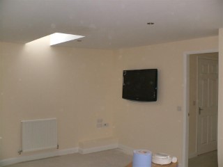 Lounge_lcd_hung