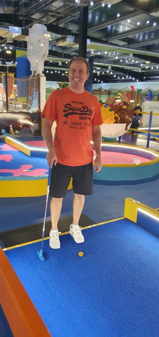 Me_legoland_adventure_golf_windsor_aug_2024