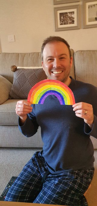 Me_rainbows_for_the_bin_men_april_2020
