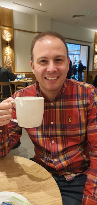 Me_starbucks_center_parcs_mon_dec_2021