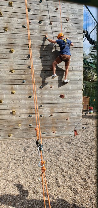Me_wall_climbing_conkers_aug_2022