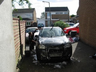 Me_washing_my_car