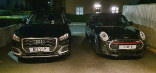 Mini_and_audi_front_numberplates_on_cars_oct_2023