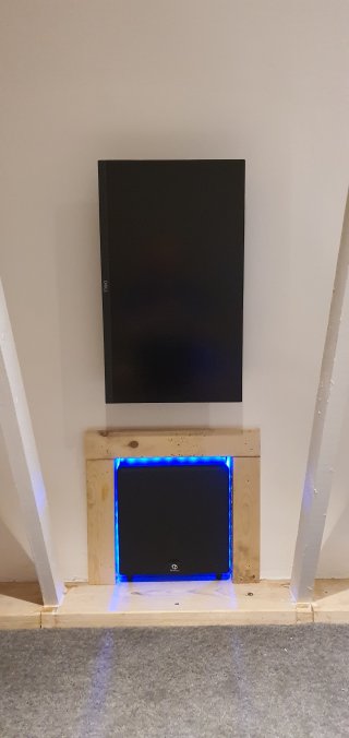 Mounted_loft_streaming_setup_may_2024