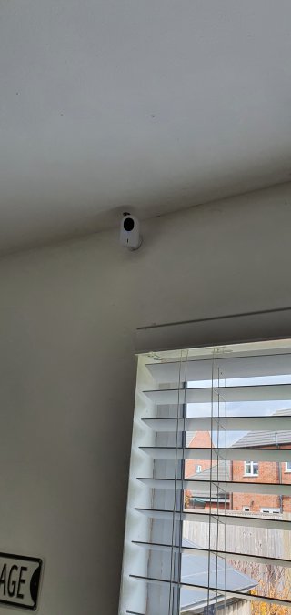 Mounted_unifi_garage_wifi_and_camera_may_2021