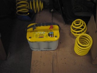 New_yellow_top_battery